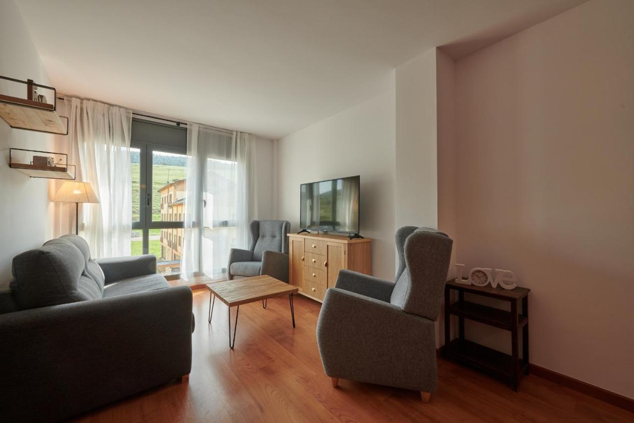 Hauzify I Apartament Bella Molina Alp Extérieur photo